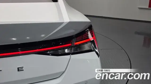 Hyundai The New Avante Hybrid 2020 — Şəkil 16/30