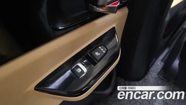 Kia Carnival 2022 — ფოტო 34/34