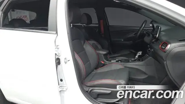 Hyundai i30 2020 — Фото 12/20