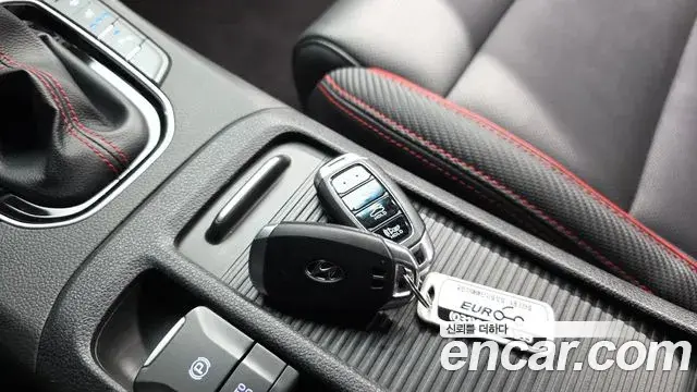 Hyundai i30 2020 — Photo 37/38