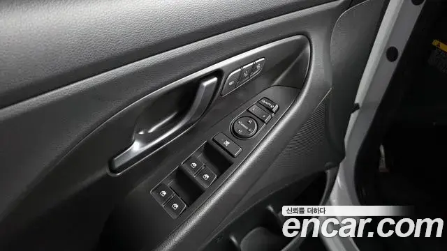 Hyundai i30 2020 — Photo 27/38