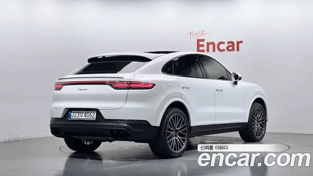 Porsche Cayenne 2022 — Фото 2/20