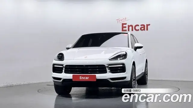 Porsche Cayenne 2022 — Фото 3/20