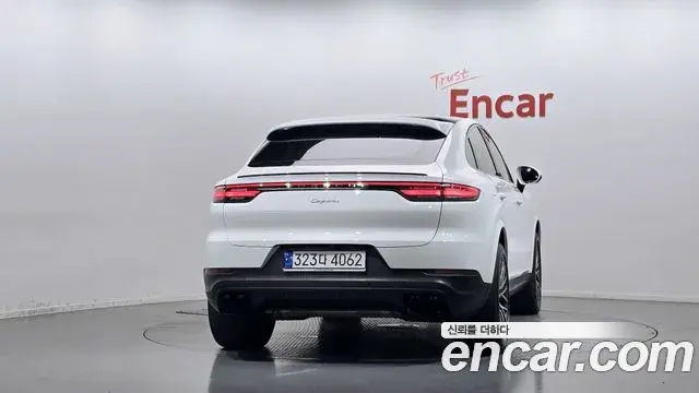 Porsche Cayenne 2022 — Фото 4/20