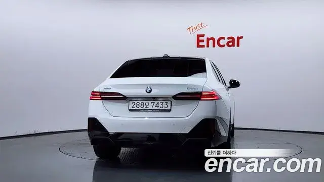BMW 5 Series 2026 — Şəkil 17/20