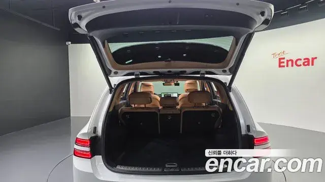 Genesis GV80 2021 — Photo 19/34