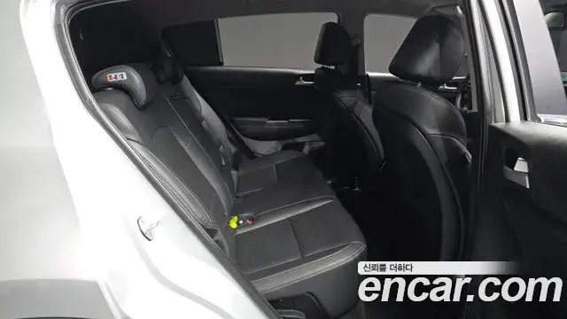 Kia Sportage The Bold 2019 — Şəkil 28/30