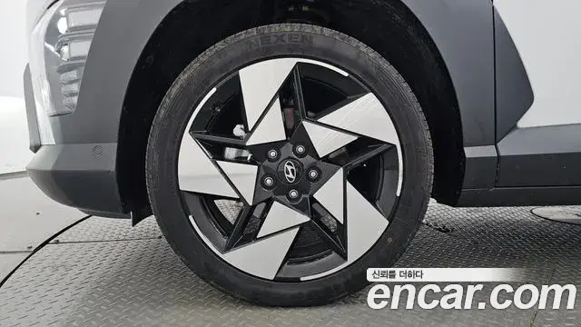 Hyundai Kona Hybrid 2025 — ფოტო 21/33