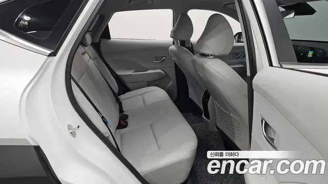 Hyundai Kona Hybrid 2025 — ფოტო 16/33