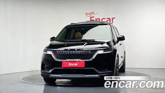 Kia Carnival 2023 — Фото 3/20