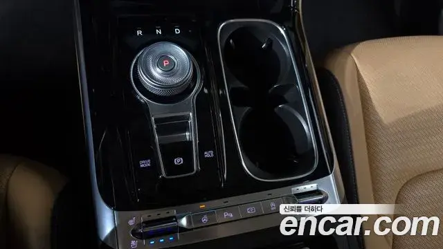 Kia Carnival 2023 — Фото 9/20