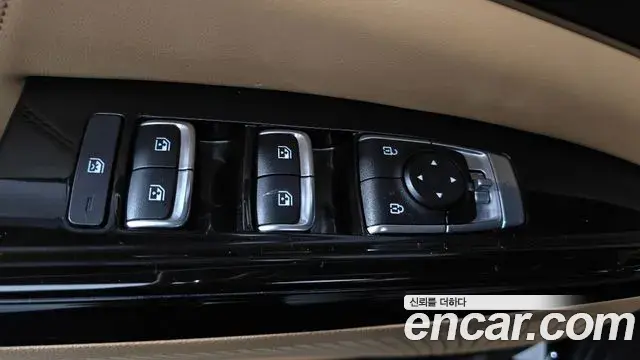 Kia Carnival 2023 — Şəkil 2/31