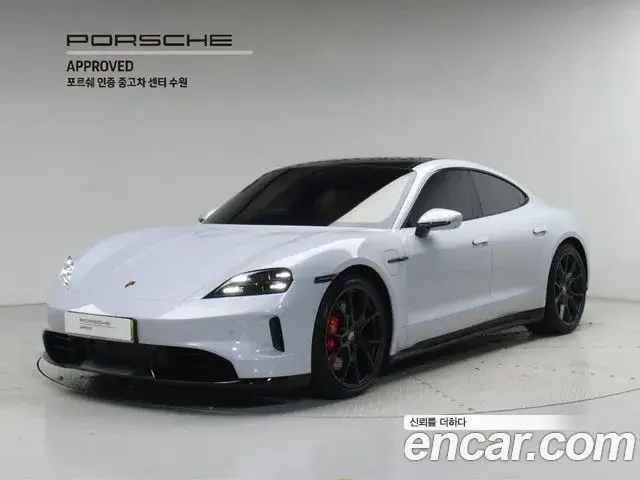 Porsche Taycan 2025 — Photo 1/20