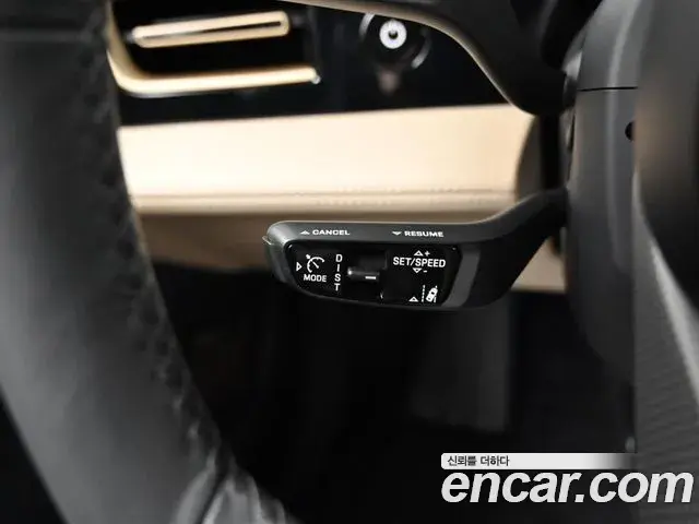 Porsche Taycan 2025 — Photo 6/20