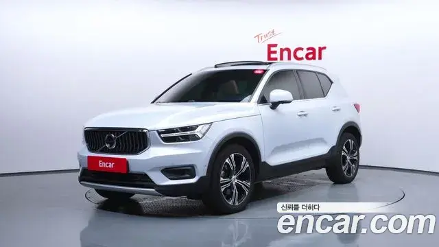 Volvo XC40 2019 — Şəkil 4/33