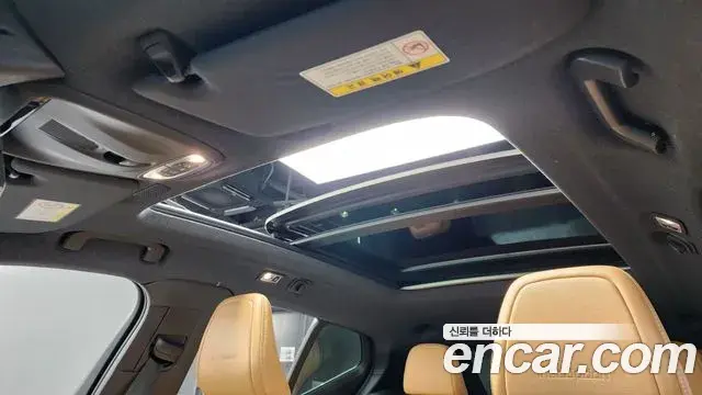 Volvo XC40 2019 — Şəkil 27/33