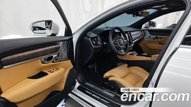 Volvo S90 2024 — Фото 10/20