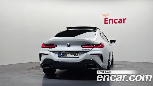 BMW 8 Series 2024 — Şəkil 22/36