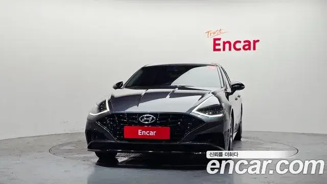 Hyundai Sonata Hybrid 2022 — Şəkil 31/31