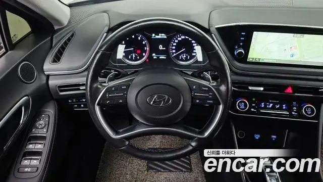 Hyundai Sonata Hybrid 2022 — Şəkil 2/31
