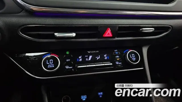 Hyundai Sonata Hybrid 2022 — Şəkil 28/31
