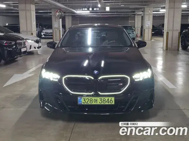 BMW i5 2025 — Photo 16/17