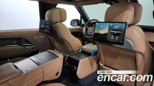 Land Rover Range Rover 2025 — Фото 16/20