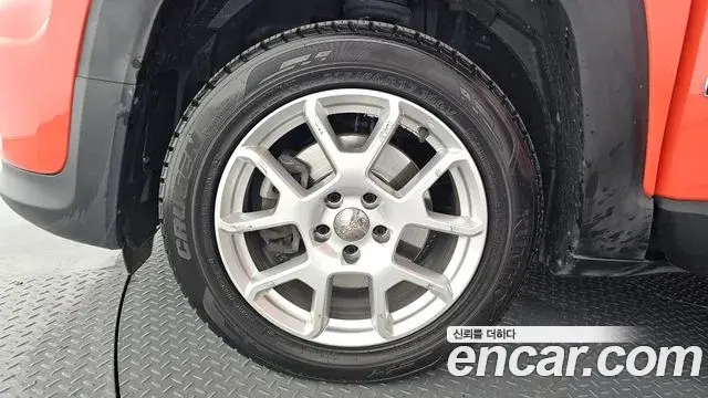 Jeep Renegade 2020 — Şəkil 23/32