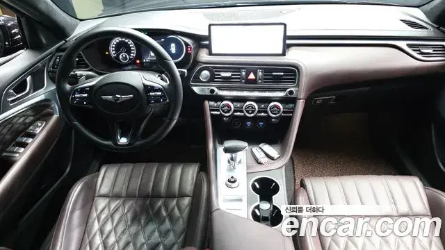 Genesis G70 2021 — Photo 1/30