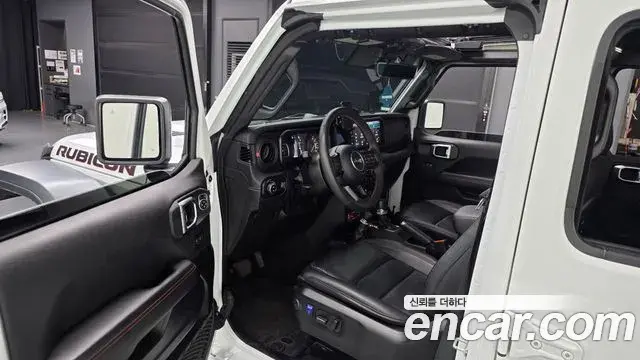 Jeep Wrangler 2024 — Photo 4/35