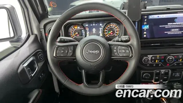 Jeep Wrangler 2024 — Photo 31/35