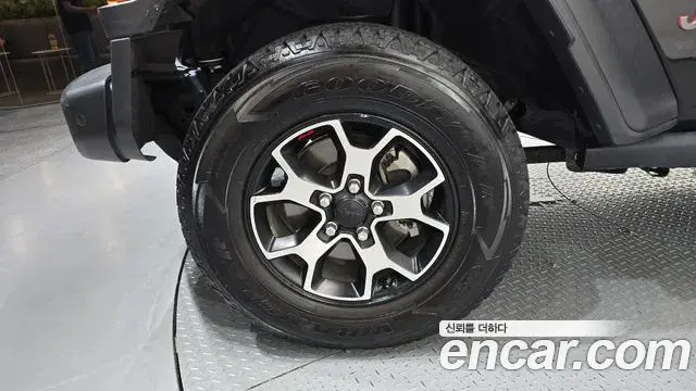 Jeep Wrangler 2021 — Photo 13/20