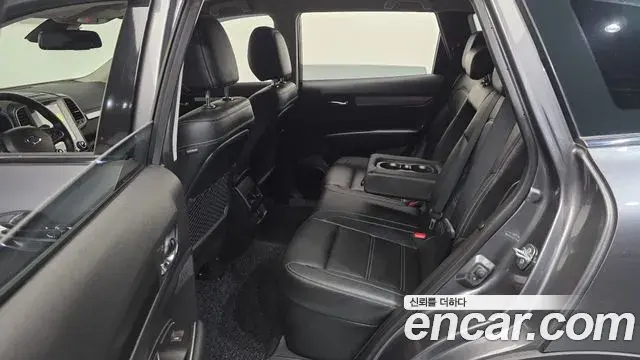 Renault Samsung QM6 2022 — ფოტო 8/20