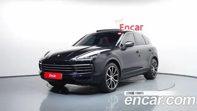 Porsche Cayenne 2019 — Фото 1/20