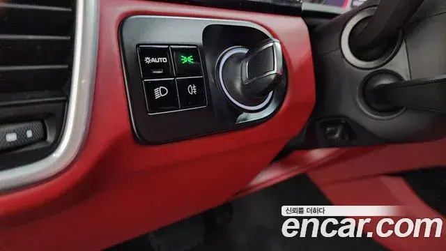 Porsche Cayenne 2019 — Şəkil 25/34