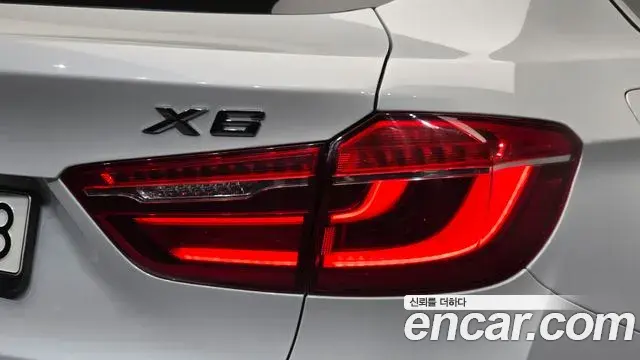 BMW X6 2018 — ფოტო 4/37