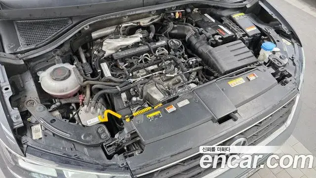 Volkswagen T-Roc 2021 — Şəkil 29/32