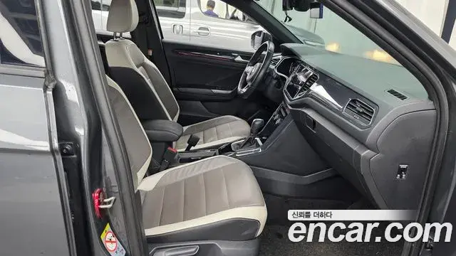 Volkswagen T-Roc 2021 — Şəkil 4/32