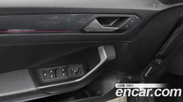 Volkswagen T-Roc 2021 — Şəkil 7/32