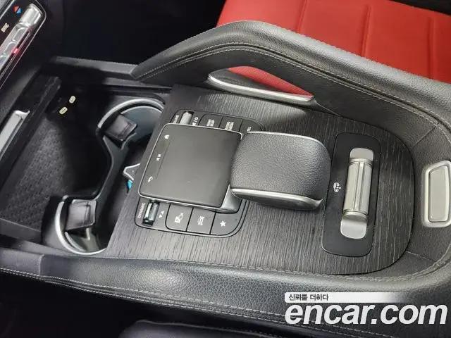 Mercedes-Benz GLE-Class 2023 — Фото 17/20