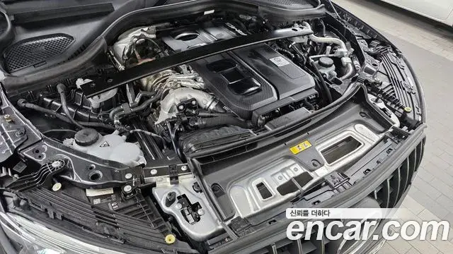 Mercedes-Benz GLC-Class 2025 — Photo 6/20