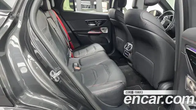 Mercedes-Benz GLC-Class 2025 — Photo 11/20