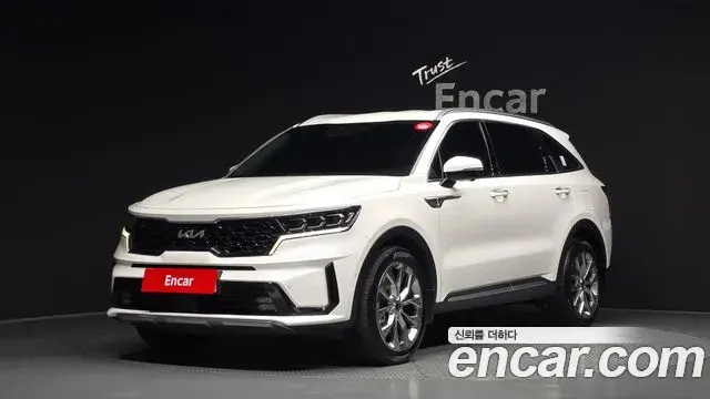 Kia Sorento 2022 — Фото 1/20