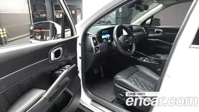Kia Sorento 2022 — Фото 10/20