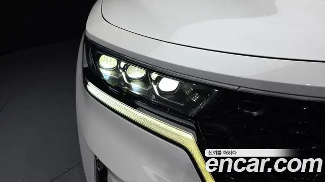 Kia Sorento 2022 — ფოტო 26/30