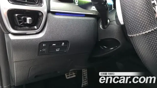 Kia Sorento 2022 — ფოტო 21/30