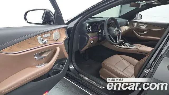 Mercedes-Benz E-Class 2023 — Şəkil 6/20