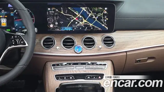 Mercedes-Benz E-Class 2023 — Şəkil 3/20