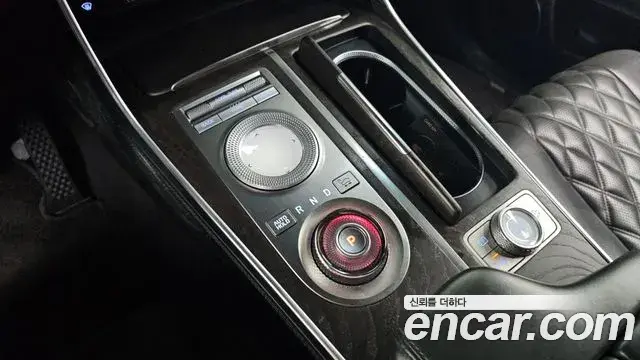 Genesis GV80 2020 — ფოტო 2/20