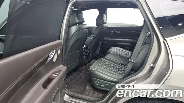 Genesis GV80 2020 — ფოტო 15/20